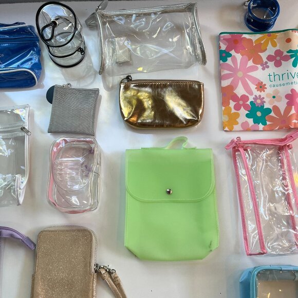 Cosmetic Makeup Bag Bonanza - lot of 22 - Picture 3 of 16